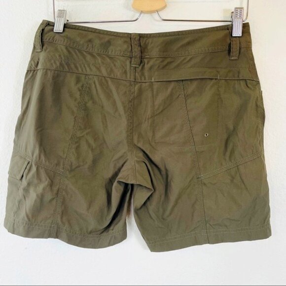 The North Face Taupe Olive Green Cargo Shorts - 4 - Picture 7 of 9